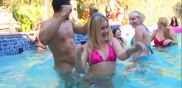 College girls get wet for a hunky muscular strippers body